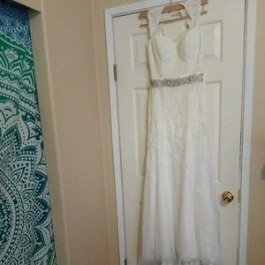 Wedding Dress David's Bridal Ivory - Lace - Belt